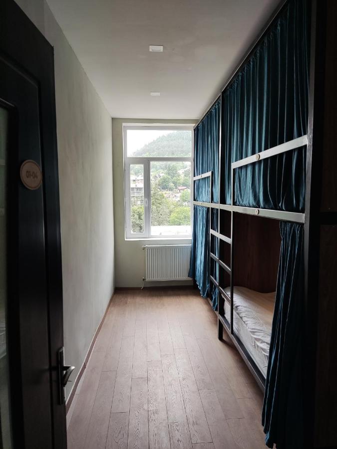 Ati Mta - Eco Hostel 博尔若米 外观 照片