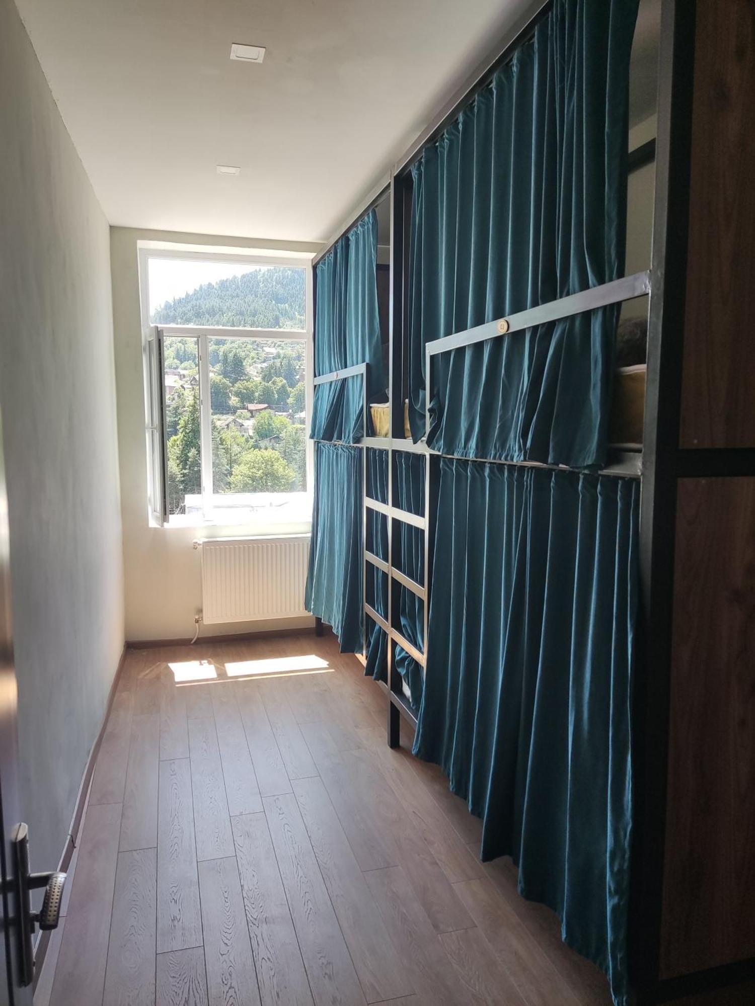 Ati Mta - Eco Hostel 博尔若米 外观 照片